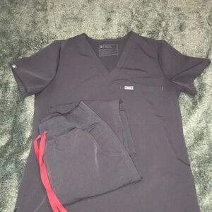 Almost brand new figs